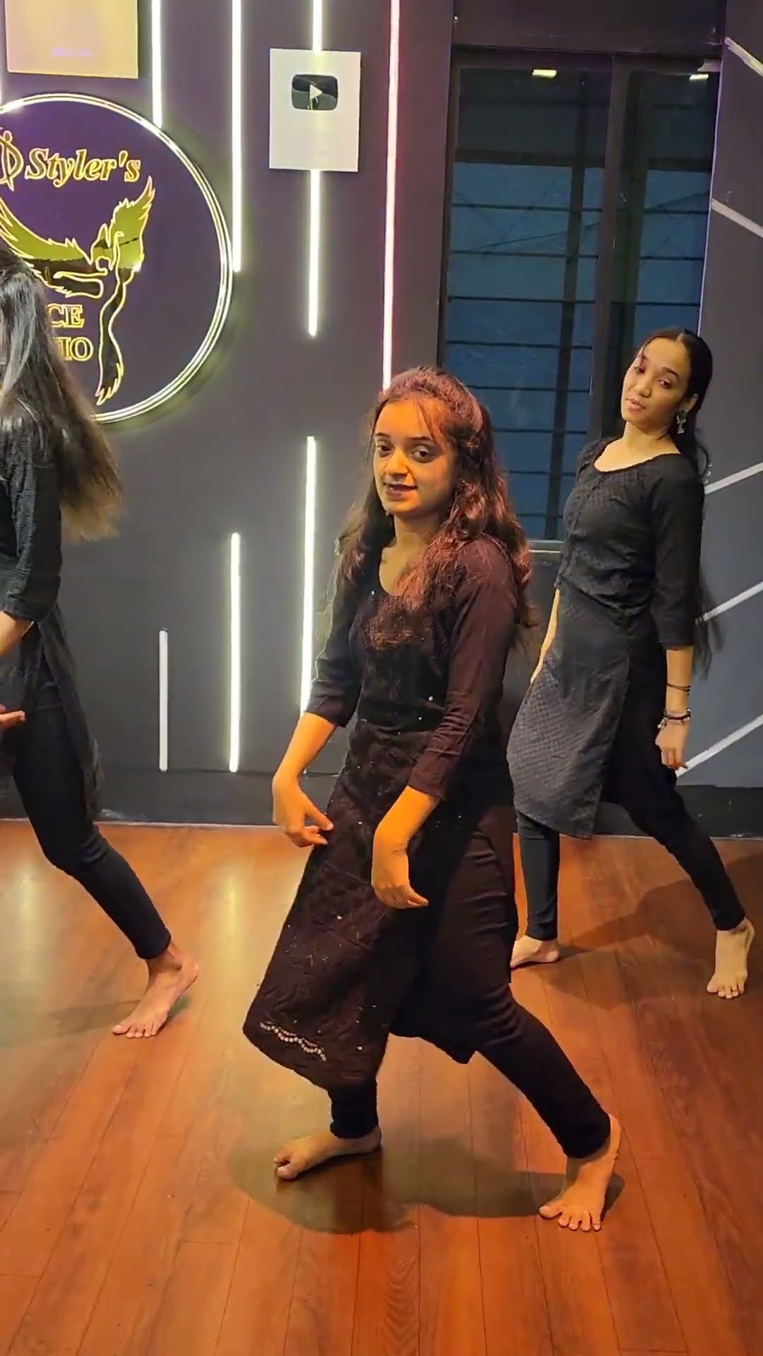 Chuttamalle ?✨#chuttamalle. #southsongs#tamilsong #tamilreels #dance#dstylersdancestudio