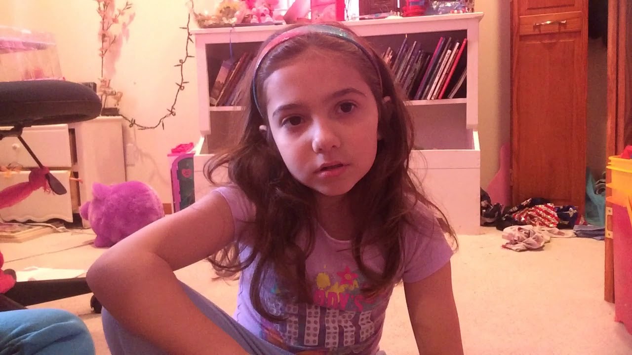 Little girl tells her story about her stuttering YouTube