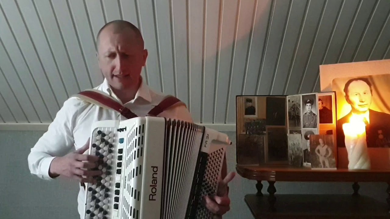 Песня "Враги сожгли родную хату" - YouTube