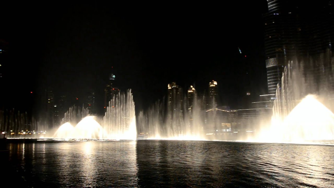 Dubaj pokaz fontann / Dubai fountains YouTube