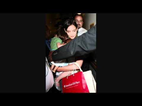 Katie Holmes and Suri Cruise leaving American Girl...