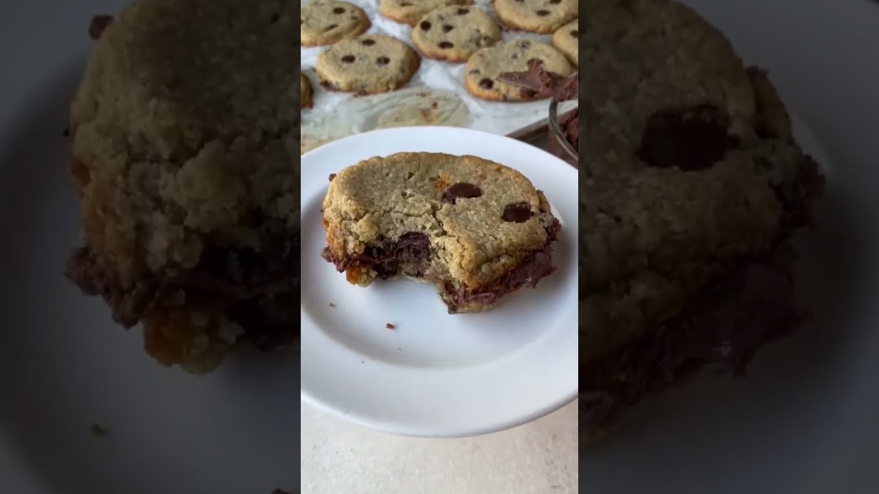 The Best Sugar Free Keto Chocolate Chip cookies! 