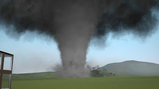 Suriving an F12 Tornado!  Garry's Mod Tornado Challenge 7