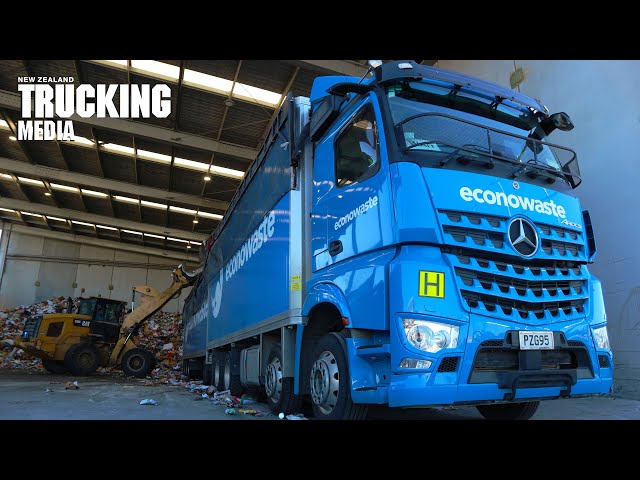 Mercedes-Benz Arocs 3263 and 3258 - DOUBLE TEST | New Zealand Trucks | Hiding in Plain Sight