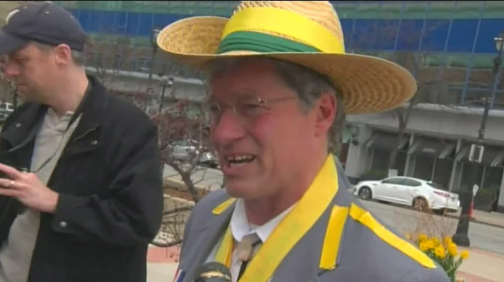 Candidate for governor drops plan to hand out KKK hoods at GOP convention