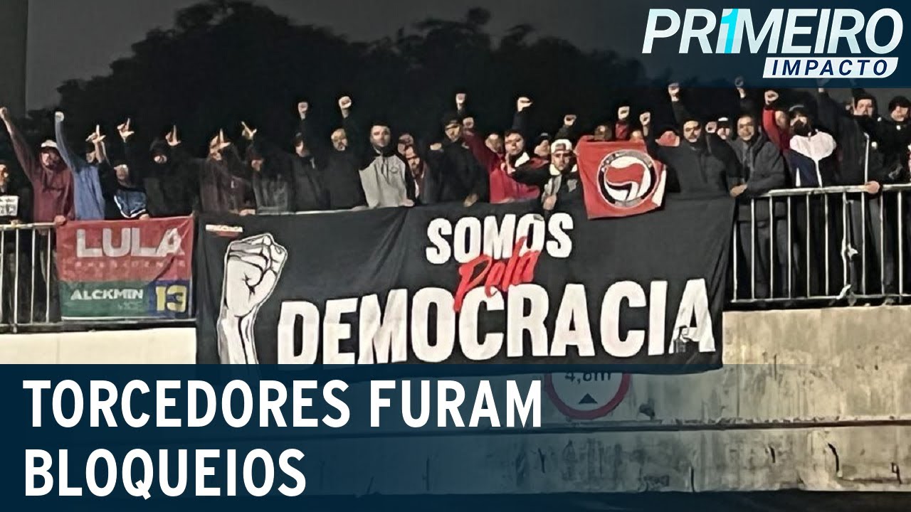 Torcedores rompem bloqueios e exaltam democracia | Primeiro Impacto (02/11/22)