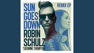 Смотреть клип Sun Goes Down (Feat. Jasmine Thompson) (Tocadisco Remix)