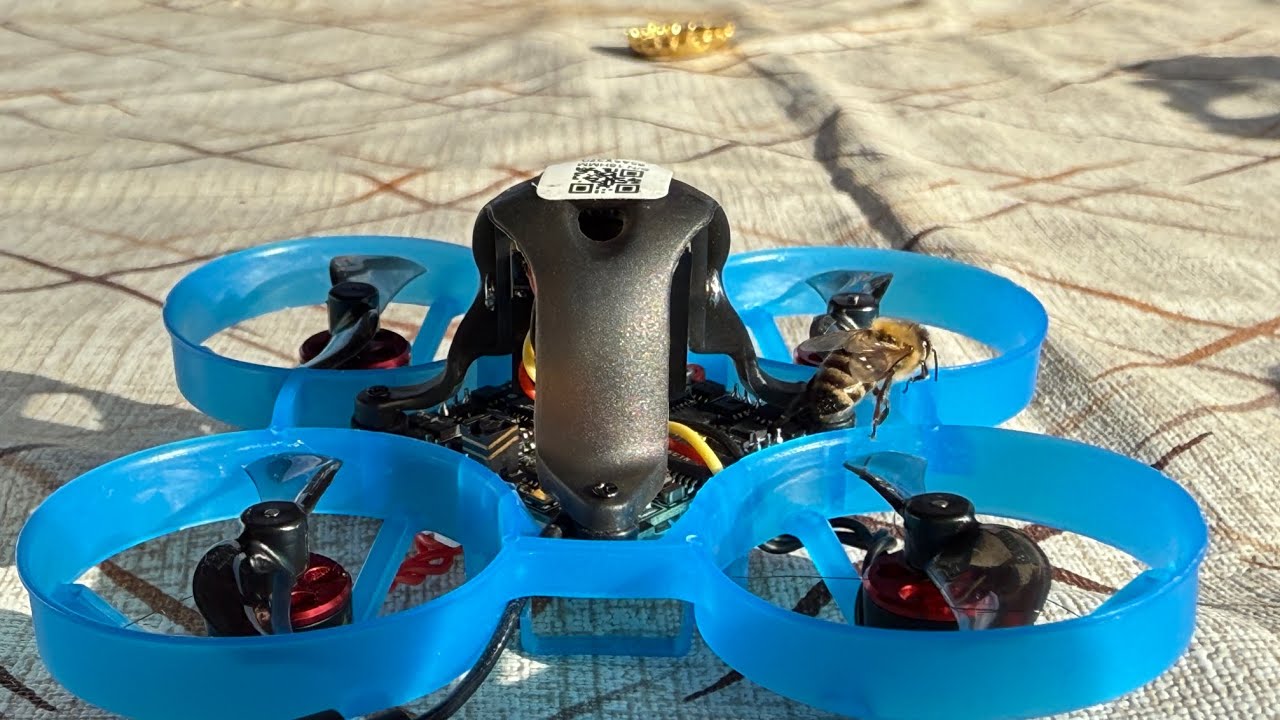 Zima? Začni lítat s FPV Whoopy