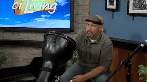 Mark Maxey Performs on ciLiving
