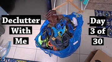 Declutter With Me | 30 Days of Decluttering | Day 3 | Kids Shoe Declutter and Organize