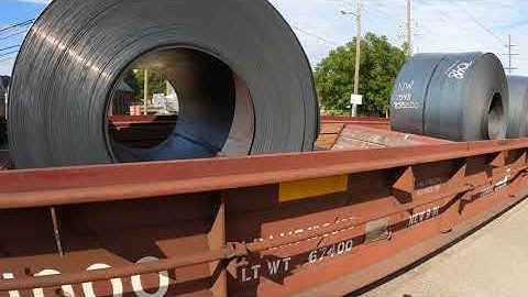Triple Engine Action - CSX 3201. CSX 5349 & CSX 2742 - Hauling Freight Eastbound Through Plymouth 5K