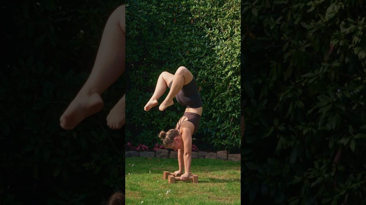 DIY Parallettes - Handstand