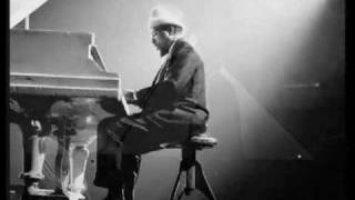 Video thumbnail of "Thelonious Monk - Ask Me Now"
