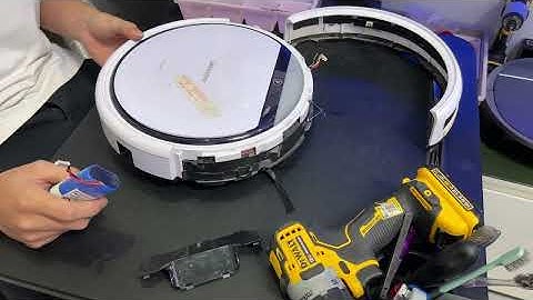 Tại sao robot hút bụi bị rơi cầu thang