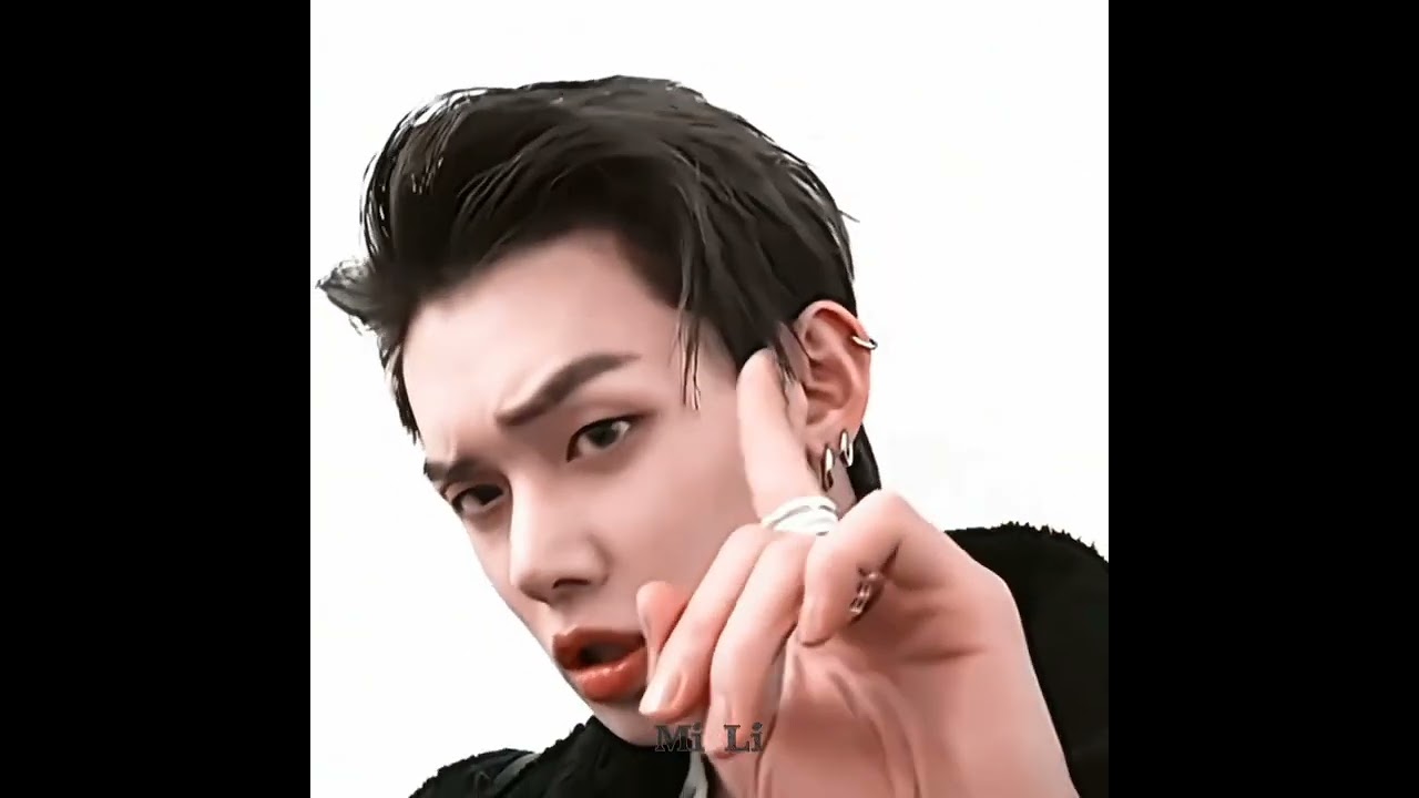 Yeonjun in black