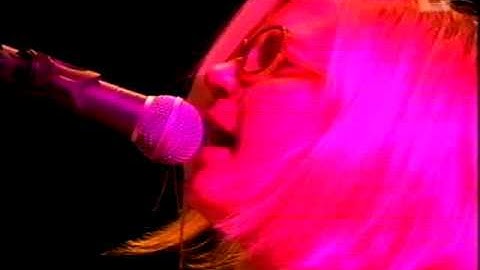 Smothered in hugs - Sparklehorse (2001)