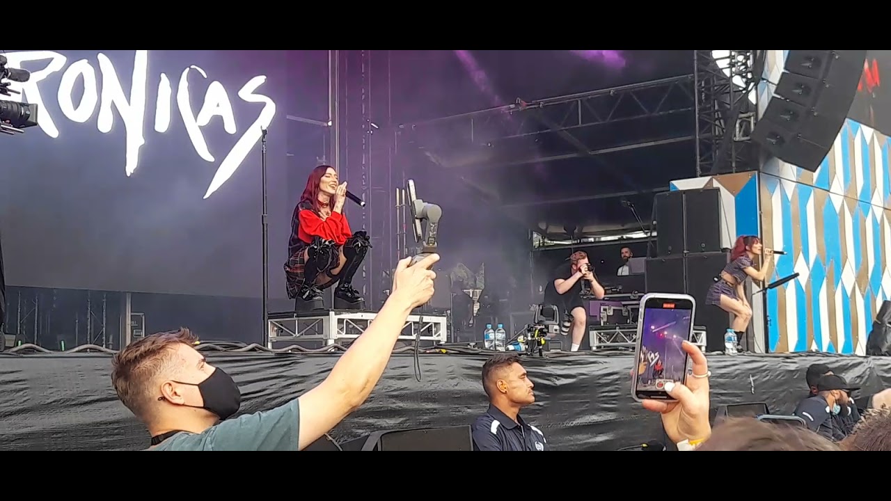 27-12-21 The Veronicas Live at Wildlands Festival- Everything I'm Not