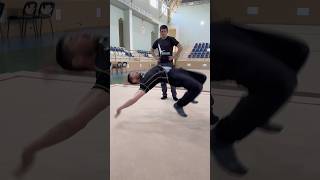 Front Roll Kick Up (part2)🤝✅ #calisthenics #tutorial #acrobatics #streetworkout #workout #parkour