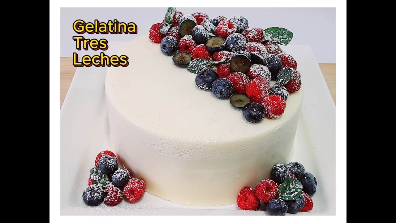 GELATINA TRES LECHES rellena de FRESAS / Postre NAVIDEÑO - YouTube