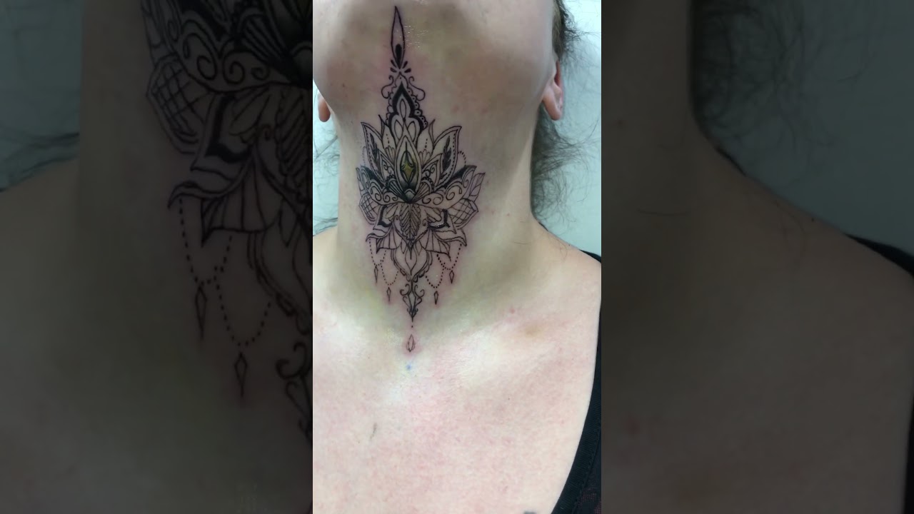 Hals Tattoo Ornamental