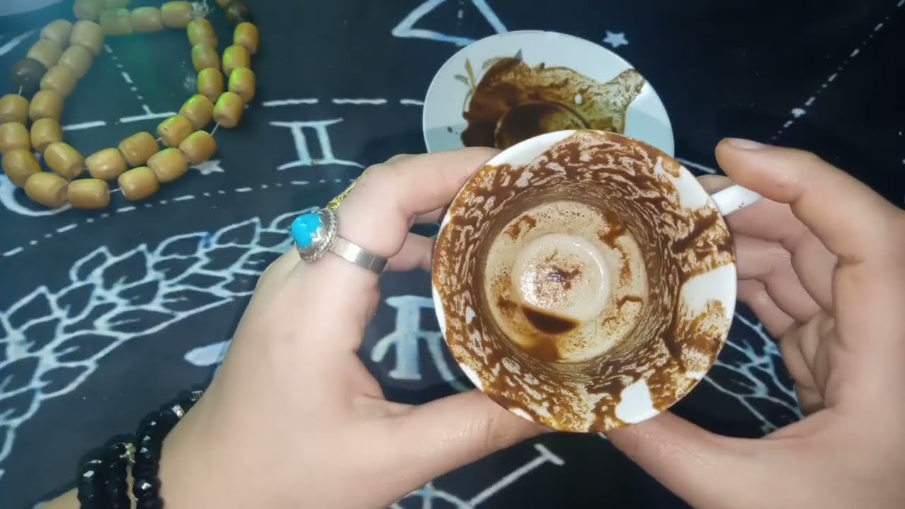 برج الميزان ♎ وفنجان شهر 4 ابريل 💯 طلع الست دى فورآ من حياتك وده شكلها 🔥