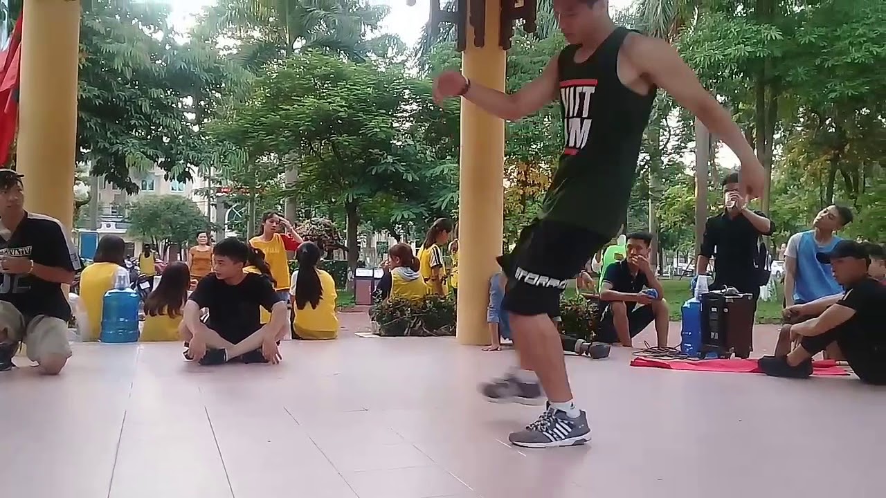 Hiphot cực đỉnh