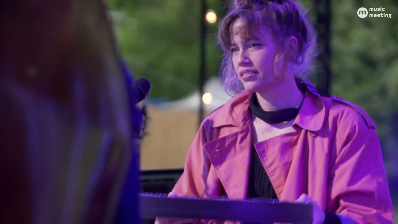 Watch Music Meeting CONCERTS - Naima Joris - Remember on YouTube Watch Music Meeting CONCERTS - Naima Joris - Remember on YouTube