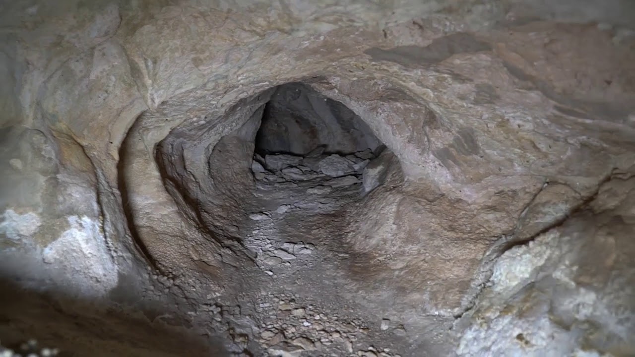 “Shpella e Plakës” në Librazhd, misteret dhe historia që mahnitin turistët dhe vizitorët