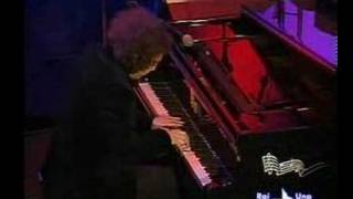Stefano Bollani - Besame Mucho chords