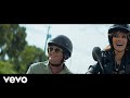 Kany García, Carlos Vives - Búscame (Official Video)