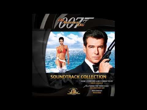 02 - On The Beach/The Hovercraft Chase/General Moon Arrives