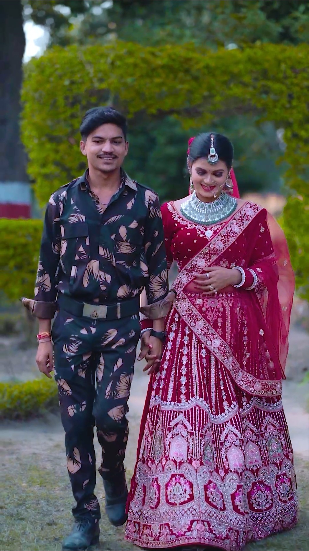 Kya chij ho khud tumhe maloom nhi h
