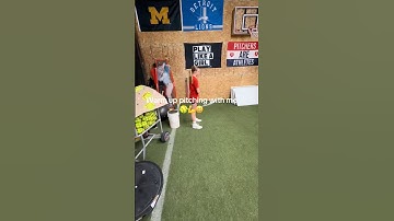 Warm up pitching with Ev! #softball #pitching #softballlife