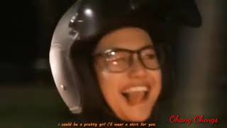 Kumpulan vidio cewek naik vespa -story wa-