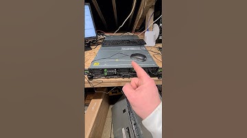 There can be only one server #homelab #server #dell #fujitsu #techshorts