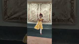 প্রজাপতি প্রজাপতি রঙিন পাখাতে#SHORT#BENGALI#BEAUTIFUL#SONG#DANCE#VIRAL#VIDEO