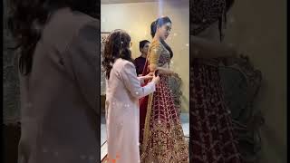 Surabhi Jyoti Selected For Wedding Lahenga Jyoti And Sumit Suri Wedding Lahenga Look