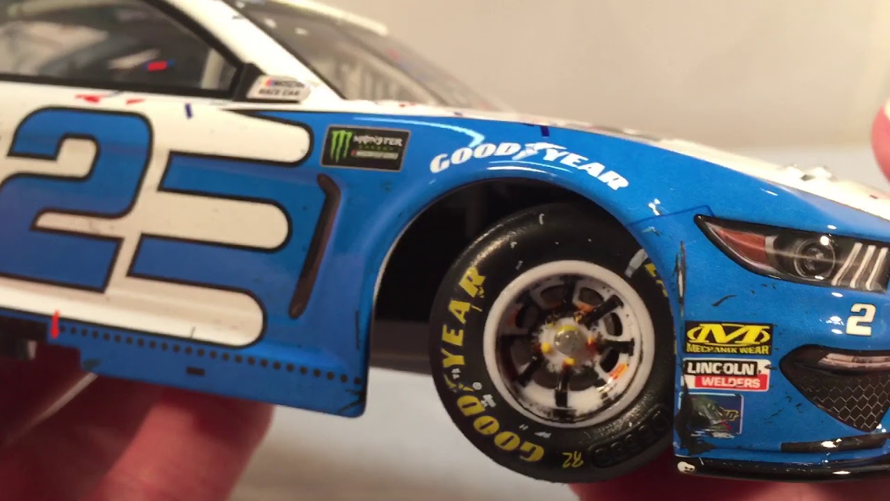Review: 2019 Brad Keselowski #2 Reese/Draw-Tite Martinsville Win Ford Mustang 1/24 NASCAR Diecast