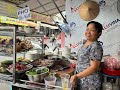 Chị Út nấu phở bò, ngọt nước, người Sài Gòn ăn kèm nước tiết bò hột gà bổ dưỡng
