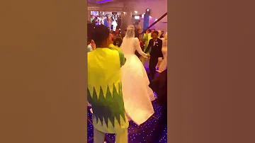 دير لابسه البرمودا احلى فرح 