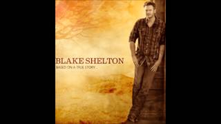 Blake shelton-Doing what she likes