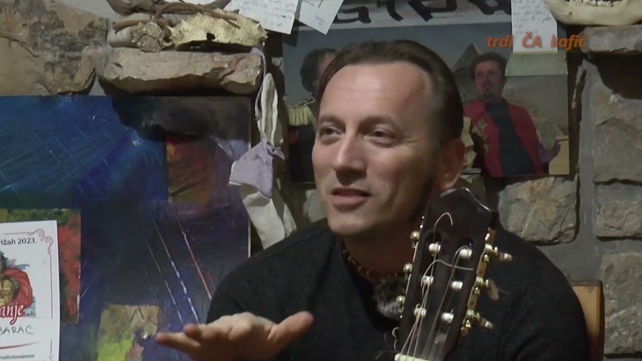 NEVEN BARAC   - KANTAUTOR