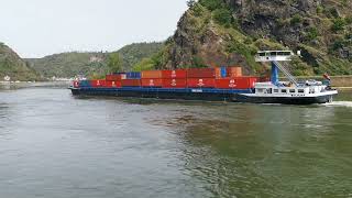 Schiff an der Loreley, mittel Rhein