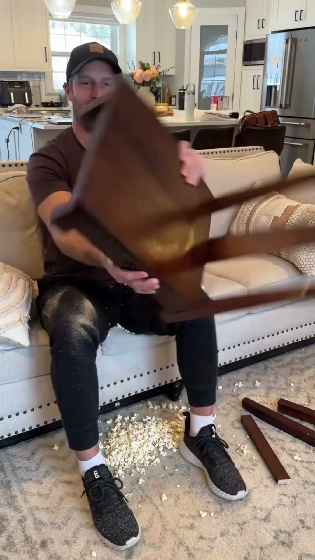 put the table between sofa #shortsvideo