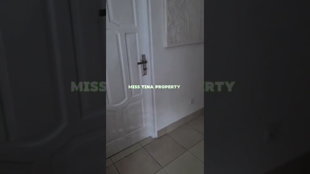 “Leasehold Villa in Prime Seminyak – 7 Years Left, Includes Pool & Gardener”