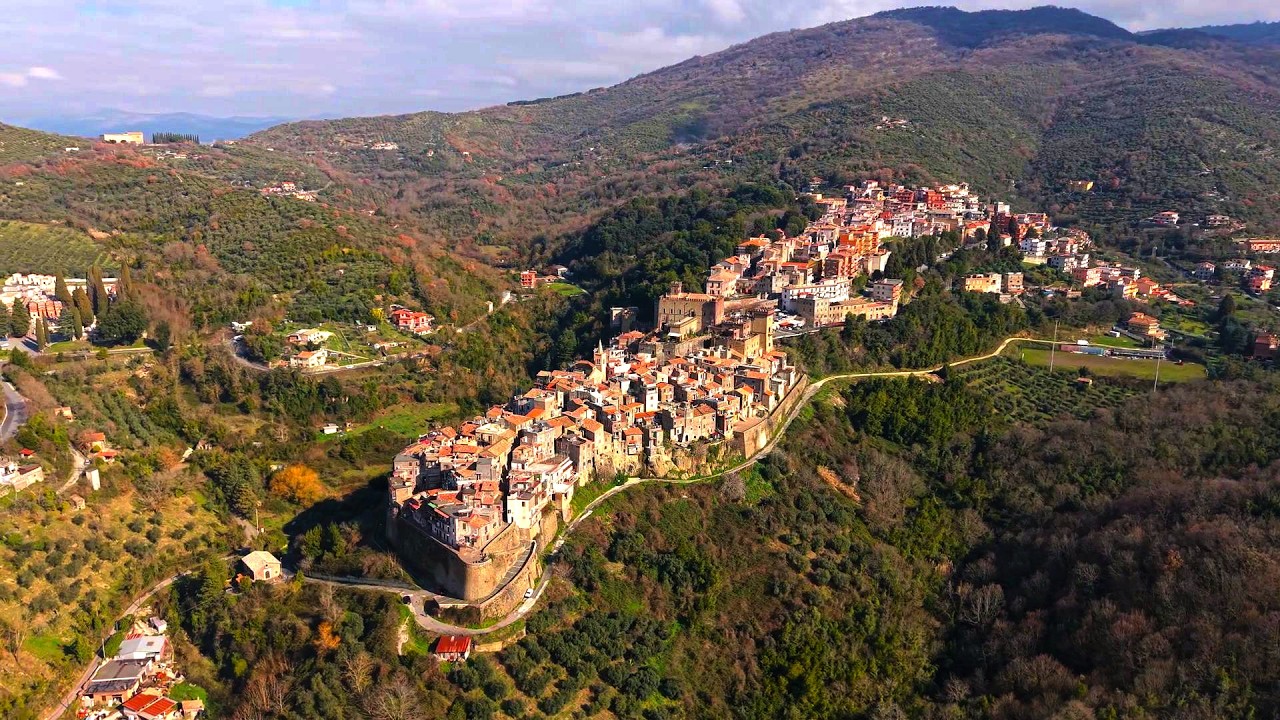CASTELLO BRANCACCIO _ Borgo medievale di San Gregorio da Sassola (Roma)