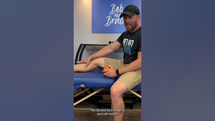 Everyone with foot pain should be doing this stretch! #shorts