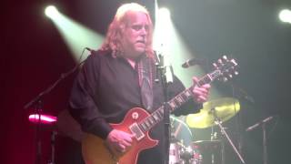 Video thumbnail of "Warren Haynes - Instrumental Illness (Wow!) - Munich 2016"