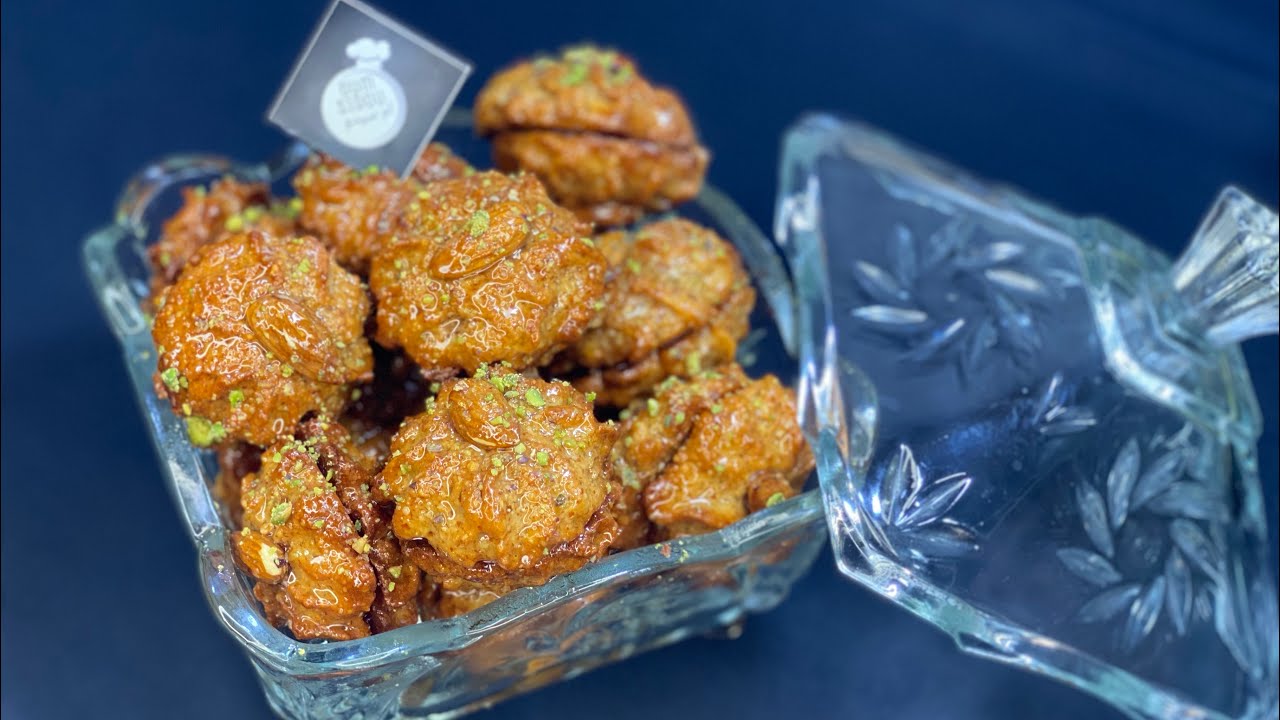 معلك ومعسل لقلبو بتي فور اللوز المعسلة لي راح تنحيلك الحيرة وتحمرلك وجهك مع عايلتك وضيافك 🤤