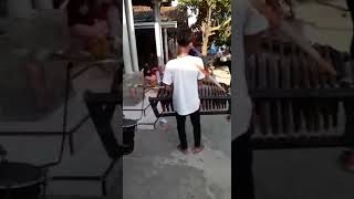 Download Lagu Ojo di bandingke versi angklung 💃 irama bambu 💃 MP3